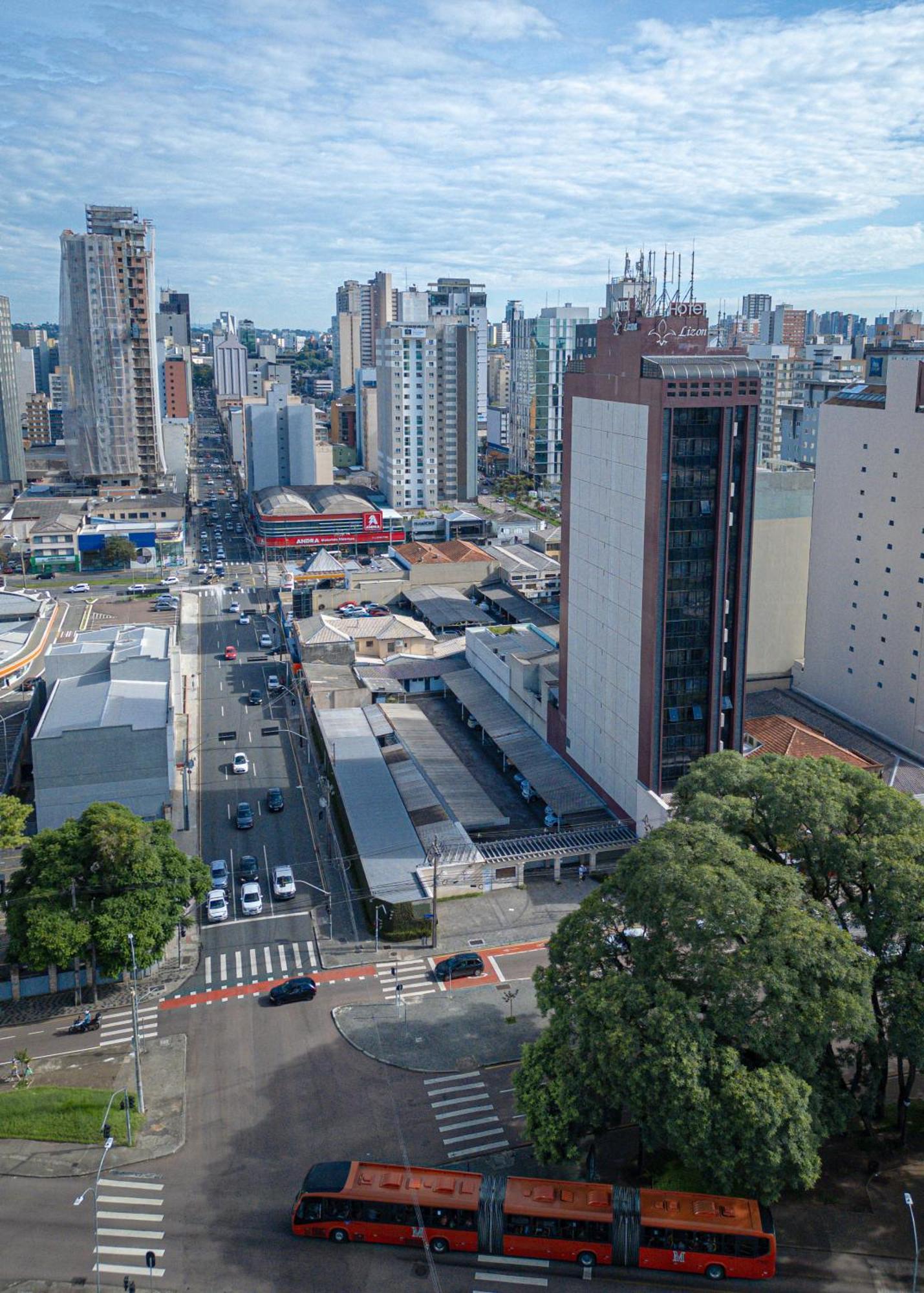 Lizon Curitiba Hotel Zewnętrze zdjęcie